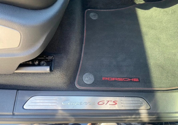 Porsche Cayenne cena 215200 przebieg: 166000, rok produkcji 2015 z Łódź małe 781